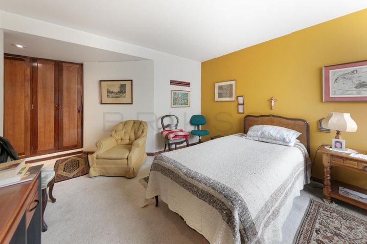 Apartamento de 3 alcobas en venta en Bellavista, Bogotá, 234 m² · foto 15 de 21