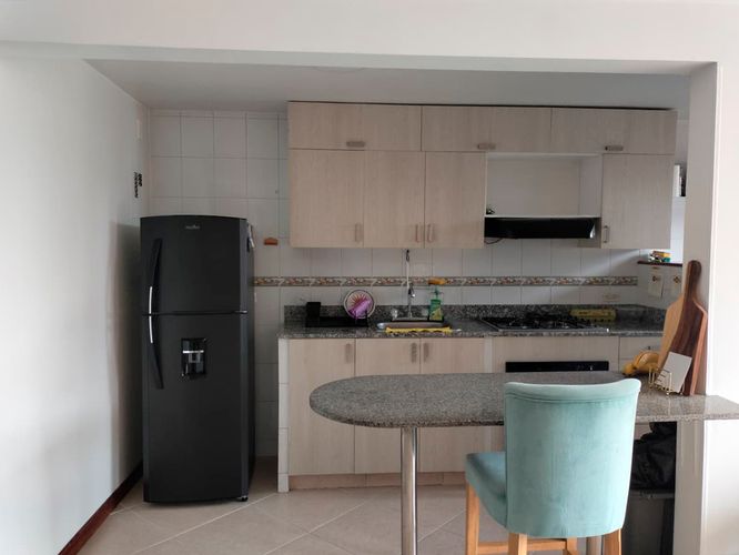 Apartamento de 2 alcobas en arriendo en El Poblado, Medellín, 74 m² · foto 5 de 17