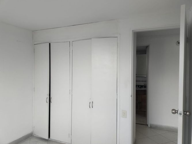 Apartamento de 3 alcobas en arriendo en El Poblado, Medellín, 106 m² · foto 9 de 16
