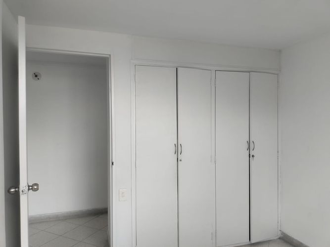 Apartamento de 3 alcobas en arriendo en El Poblado, Medellín, 106 m² · foto 8 de 16