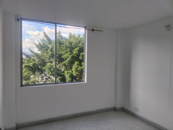 Apartamento de 3 alcobas en arriendo en El Poblado, Medellín, 106 m² · foto 12 de 16