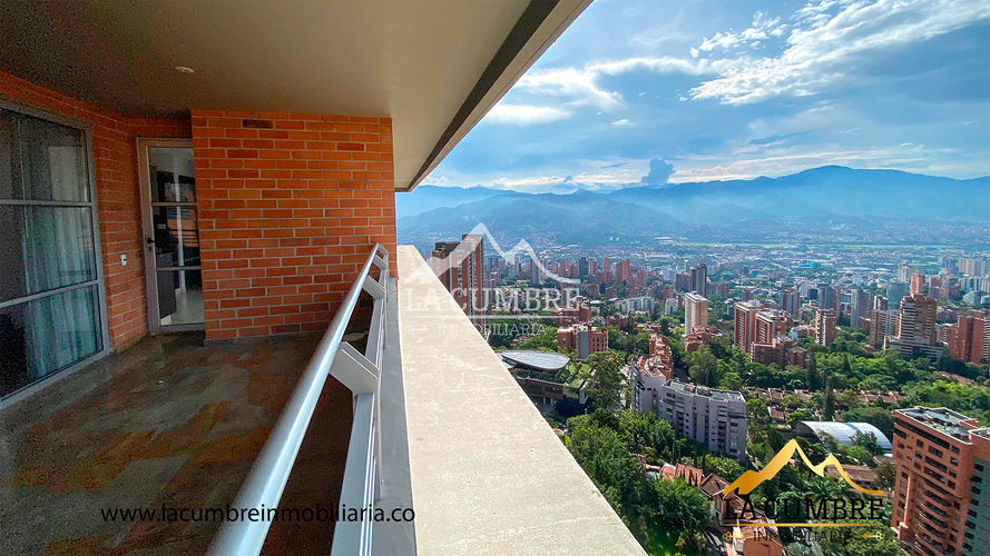Apartamento de 3 alcobas en arriendo en La Calera, Medellín, 224 m² · foto 5 de 13
