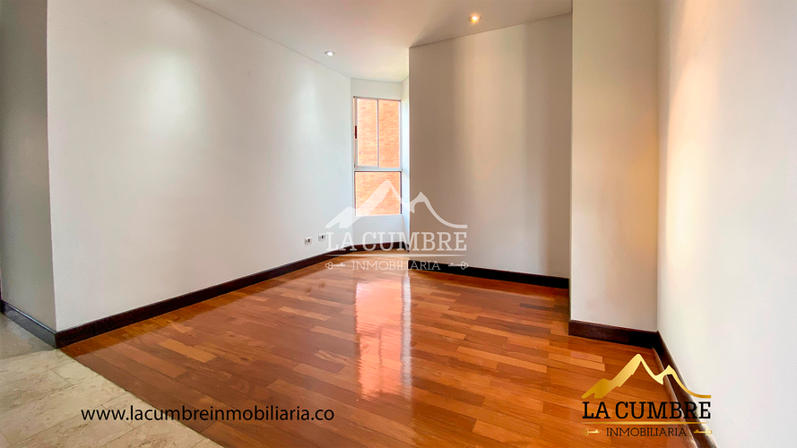 Apartamento de 3 alcobas en arriendo en La Calera, Medellín, 224 m² · foto 6 de 13