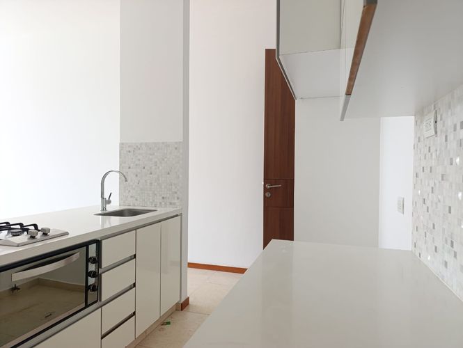 Apartamento de 1 alcoba en arriendo en El Poblado, Medellín, 57 m² · foto 6 de 14