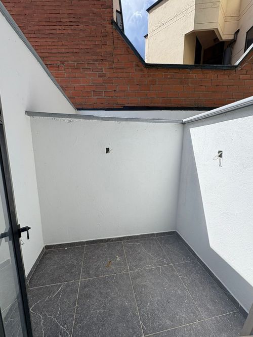Apartamento de 2 alcobas en arriendo en Laureles, Medellín, 88 m² · foto 6 de 16