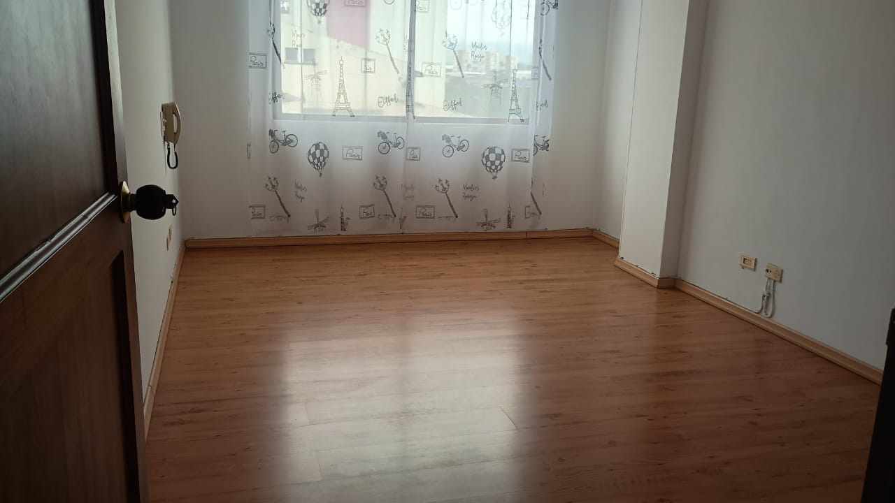 Apartamento en venta en Sector Plaza De Bolivar, Pereira · foto 10 de 22