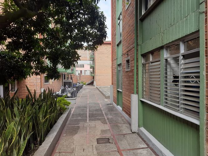 Apartamento en venta en Guayaquil, Medellín · foto 16 de 18