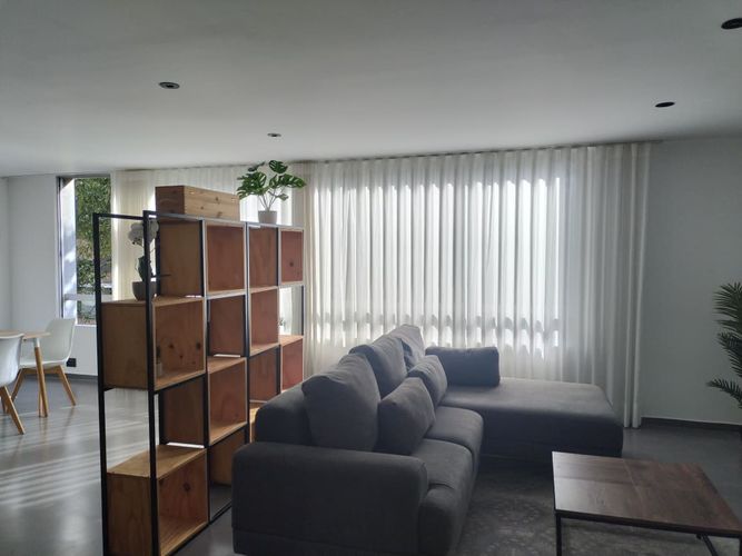 Apartamento de 1 alcoba en venta en El Poblado, Medellín, 84 m² · foto 4 de 13