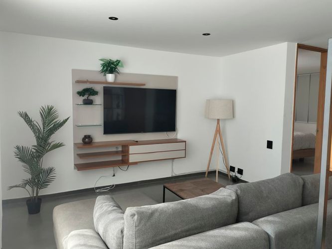 Apartamento de 1 alcoba en venta en El Poblado, Medellín, 84 m² · foto 11 de 13
