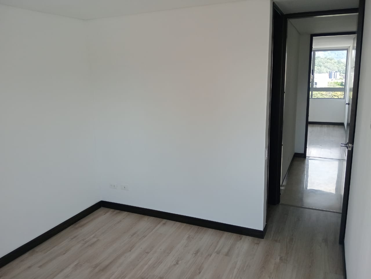 Apartamento en arriendo en Laureles, Medellín · foto 9 de 18
