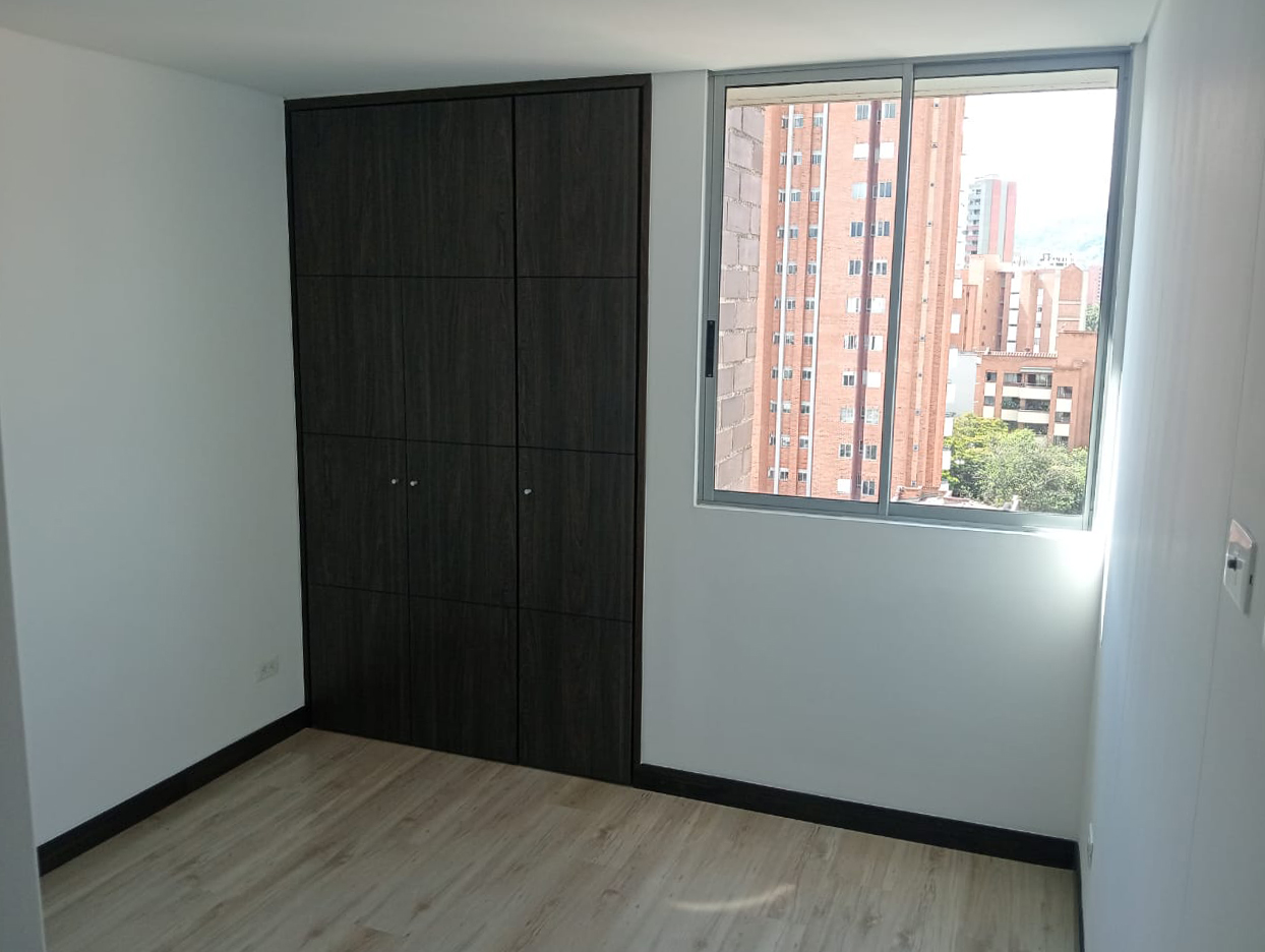 Apartamento en arriendo en Laureles, Medellín · foto 12 de 18