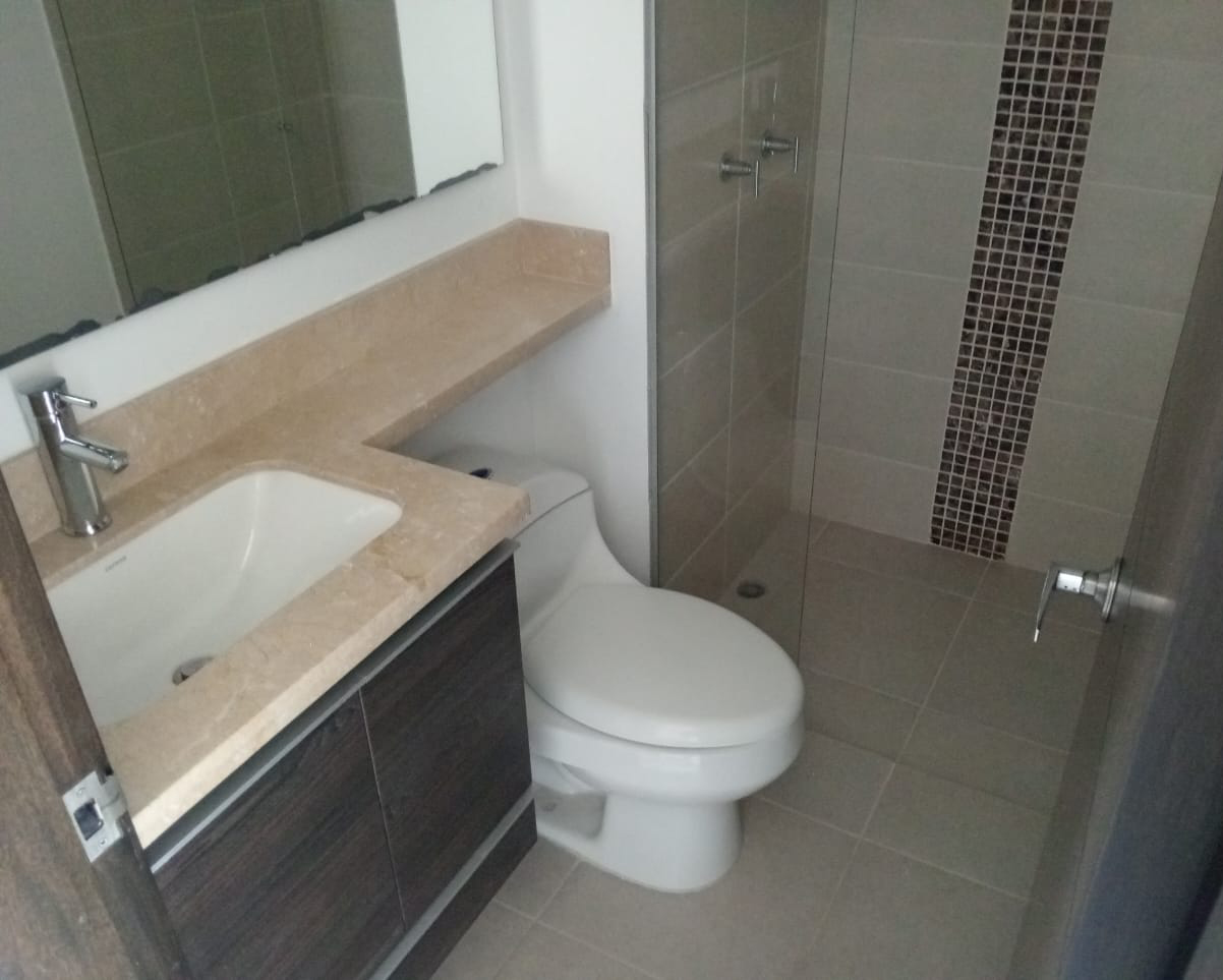 Apartamento en arriendo en Laureles, Medellín · foto 16 de 18