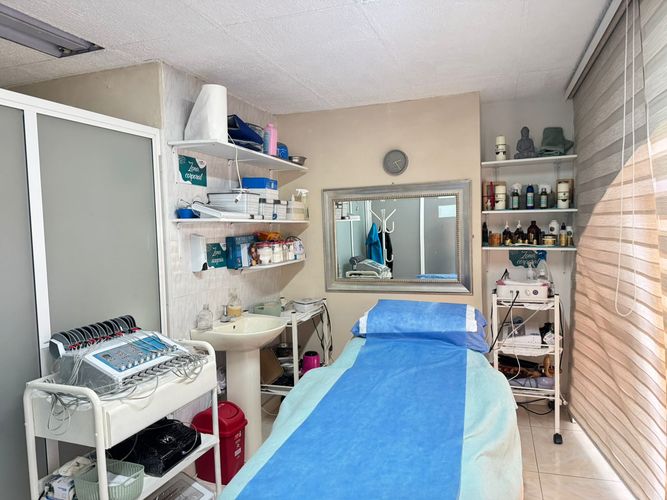 Local en venta en El Poblado, Medellín, 39 m² · foto 9 de 9