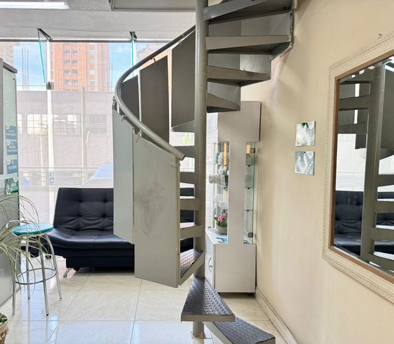Local en venta en El Poblado, Medellín, 39 m² · foto 7 de 9