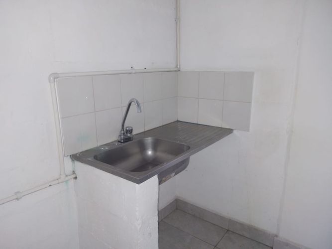 Bodega en arriendo en Belén, Medellín, 280 m² · foto 10 de 15