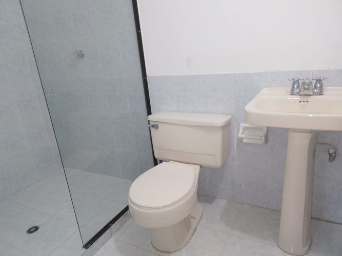 Bodega en arriendo en Belén, Medellín, 280 m² · foto 9 de 15