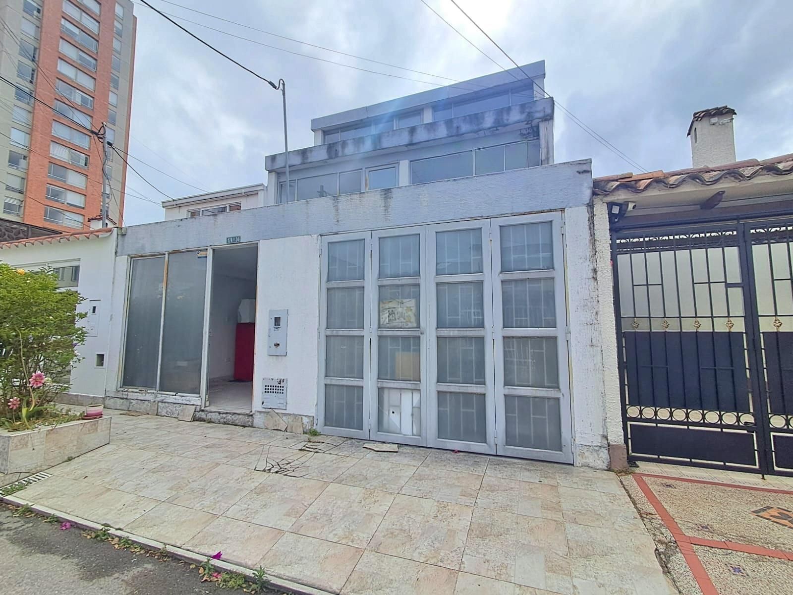 Casa en venta en Villa Del Prado, Bogotá · foto 2 de 17