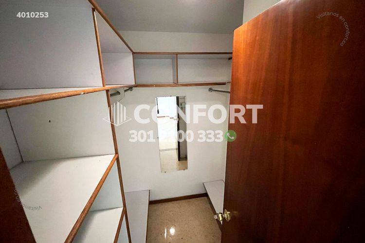 Apartamento de 3 alcobas en arriendo en Laureles, Medellín, 154 m² · foto 13 de 24