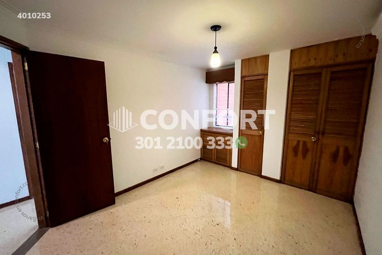Apartamento de 3 alcobas en arriendo en Laureles, Medellín, 154 m² · foto 16 de 24