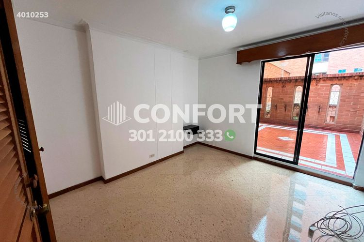 Apartamento de 3 alcobas en arriendo en Laureles, Medellín, 154 m² · foto 19 de 24