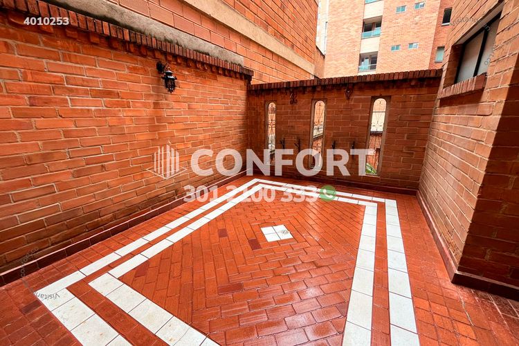 Apartamento de 3 alcobas en arriendo en Laureles, Medellín, 154 m² · foto 21 de 24