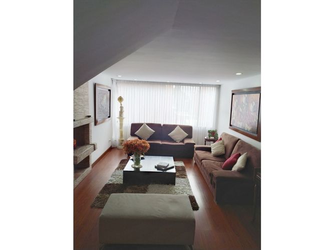 Apartamento en venta en Santa Barbara, Bogotá · foto 7 de 19