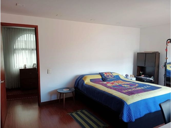 Apartamento en venta en Santa Barbara, Bogotá · foto 8 de 19