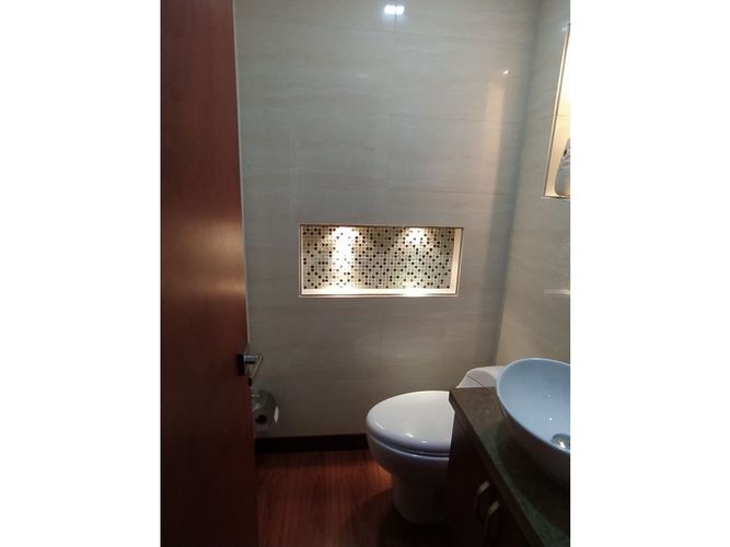 Apartamento en venta en Santa Barbara, Bogotá · foto 11 de 19