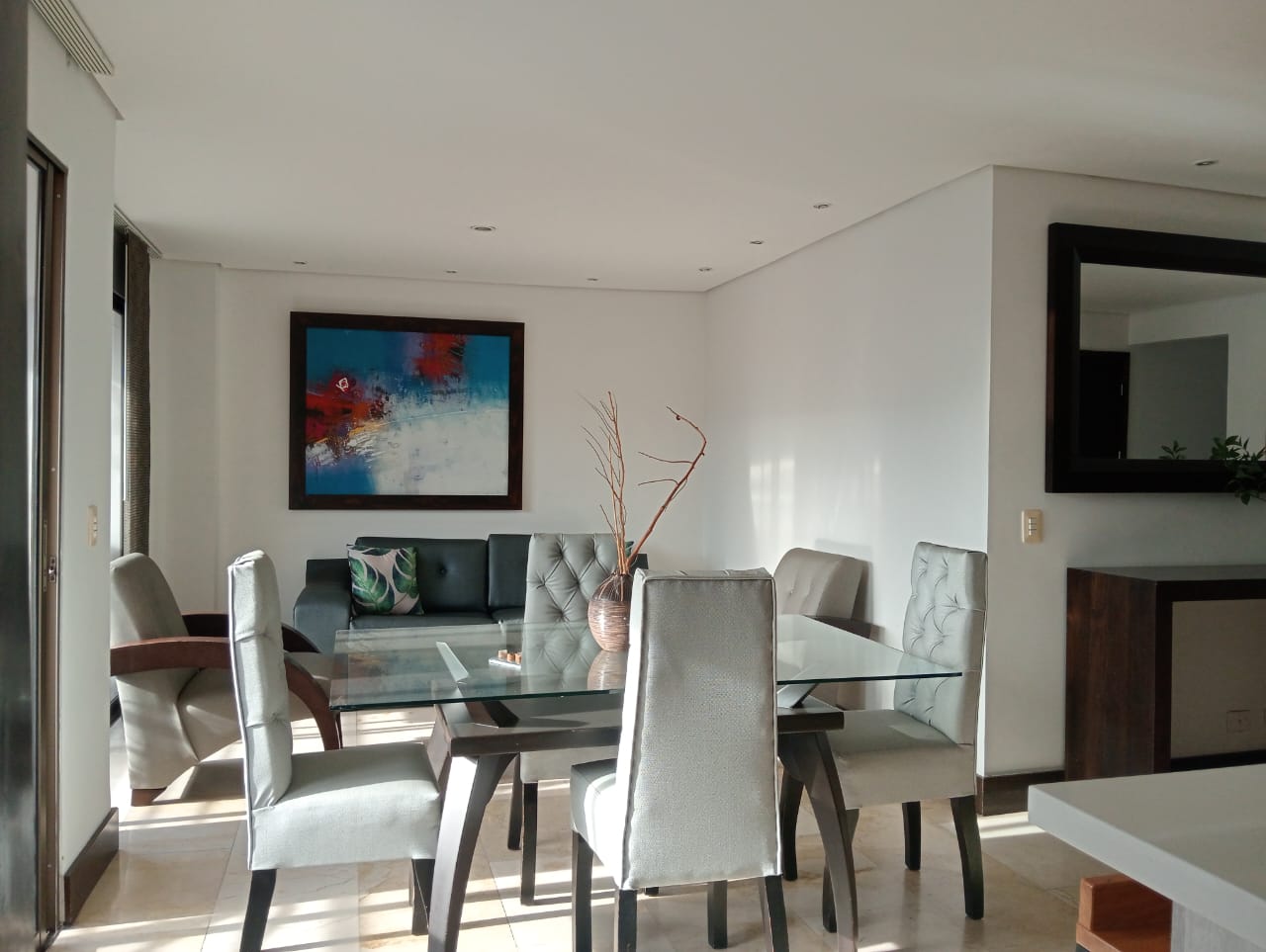 Apartamento en arriendo en Laureles, Medellín · foto 4 de 19
