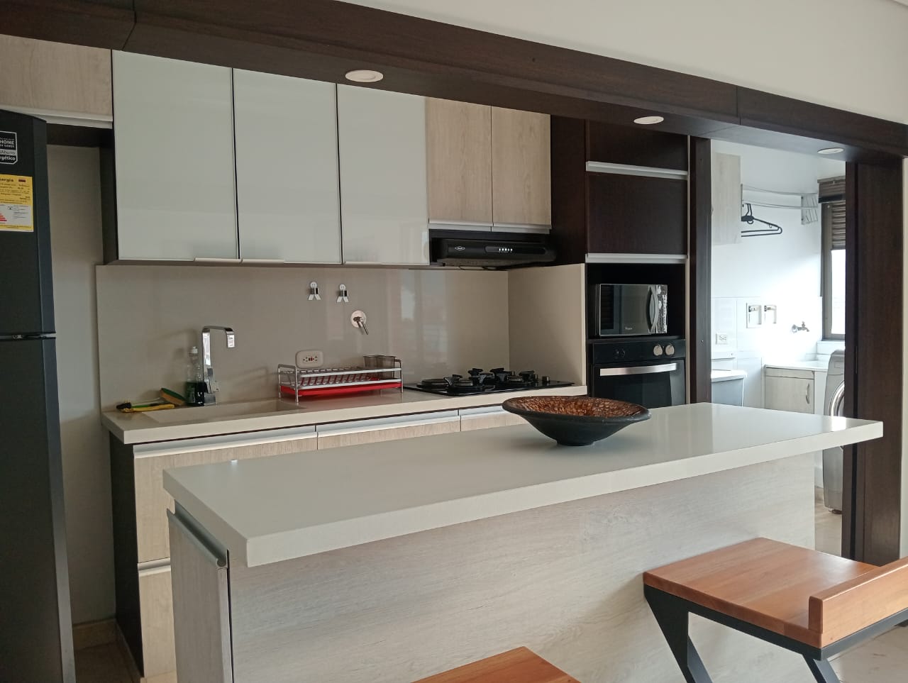 Apartamento en arriendo en Laureles, Medellín · foto 8 de 19