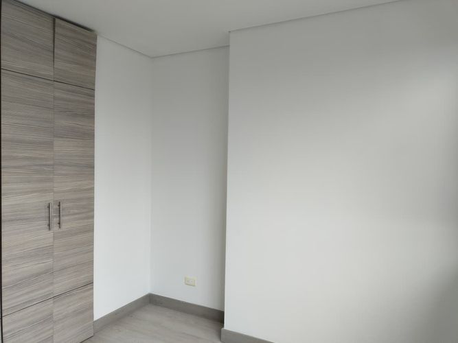 Apartamento de 2 alcobas en arriendo en El Poblado, Medellín, 89 m² · foto 10 de 18