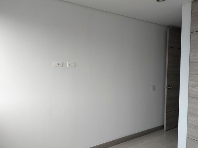 Apartamento de 2 alcobas en arriendo en El Poblado, Medellín, 89 m² · foto 14 de 18