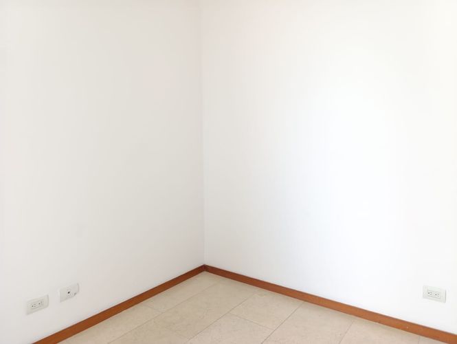 Apartamento de 1 alcoba en arriendo en El Poblado, Medellín, 71 m² · foto 3 de 11