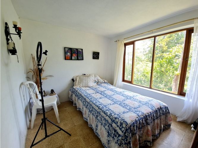 Casa de 5 alcobas en venta en Los Naranjos, Medellín, 200 m² · foto 7 de 15