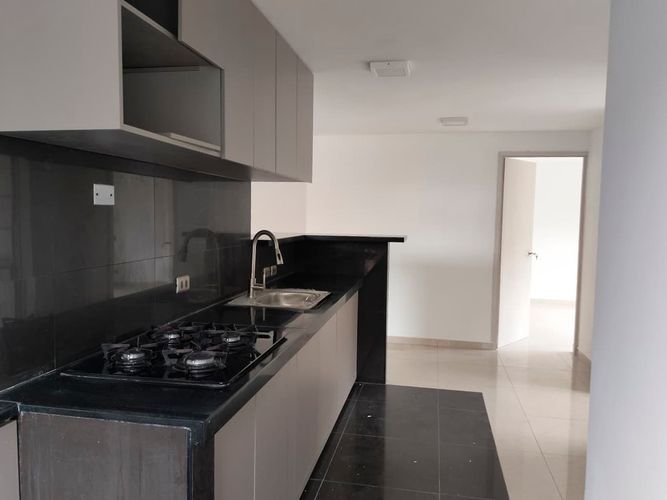 Apartamento de 3 alcobas en arriendo en Castropol, Medellín, 98 m² · foto 5 de 16