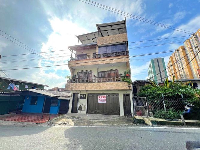 Local en venta en San Antonio De Prado, Medellín, 263 m² · foto 3 de 24