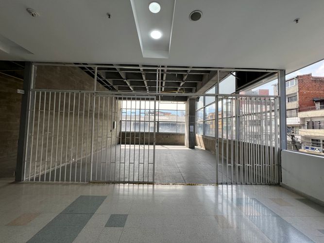 Local en venta en Santa Maria No. 1, Itagüí, 132 m² · foto 3 de 13