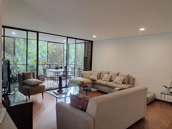 Apartamento de 4 alcobas en venta en El Poblado, Medellín, 277 m² · foto 4 de 19