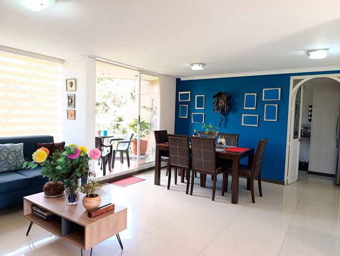 Apartamento en venta en El Poblado, Medellín · foto 2 de 16