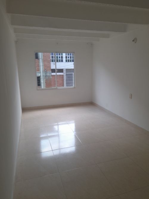 Apartamento de 3 alcobas en venta en Urbanizacion Escoflor, Floridablanca, 53 m² · foto 6 de 9