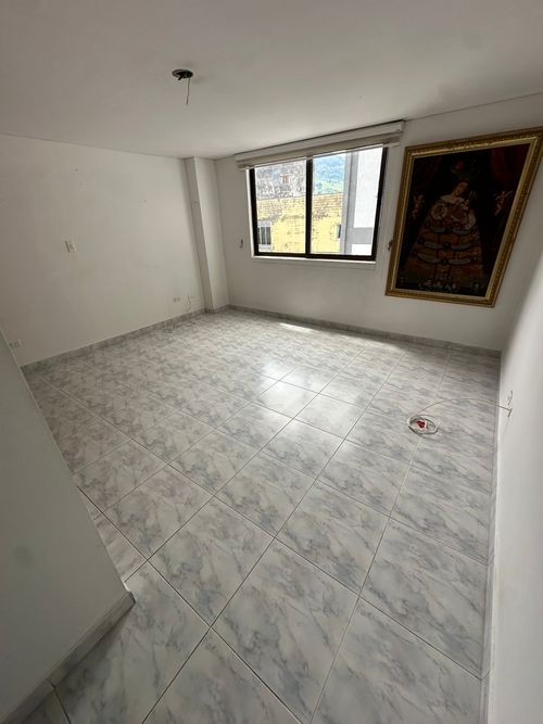 Apartamento de 3 alcobas en venta en Santander, Pereira, 131 m² · foto 7 de 9