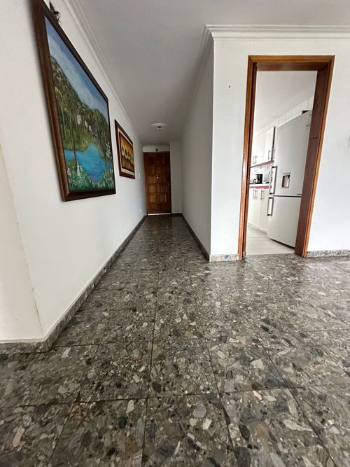 Apartamento de 3 alcobas en venta en Santander, Pereira, 131 m² · foto 2 de 9