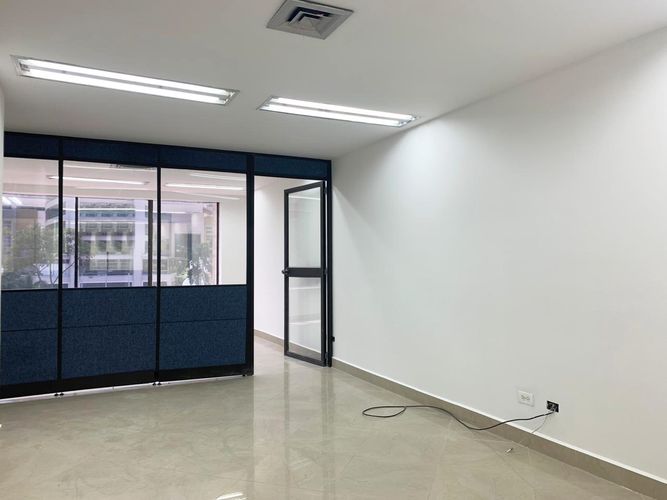 Oficina en venta en Patio Bonito, Medellín, 38 m² · foto 7 de 10
