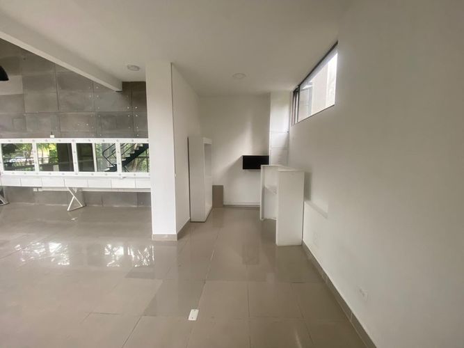 Local en arriendo en El Poblado, Medellín, 110 m² · foto 5 de 19