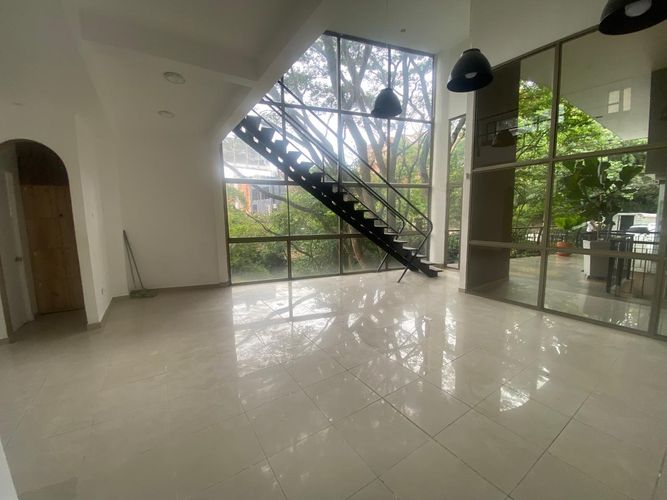 Local en arriendo en El Poblado, Medellín, 110 m² · foto 8 de 19