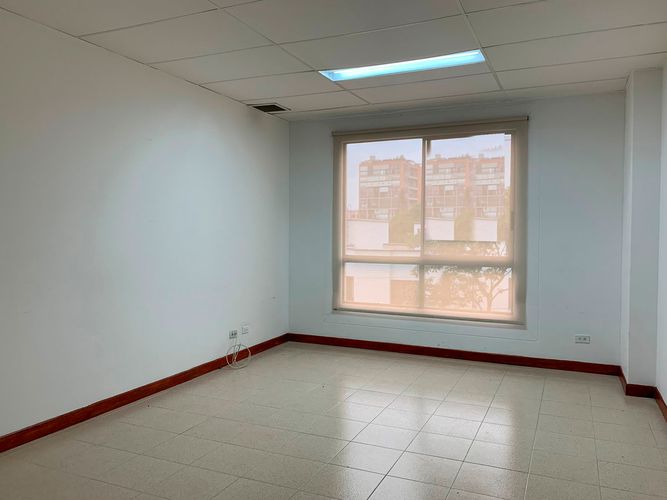 Oficina en arriendo en El Poblado, Medellín, 35 m² · foto 6 de 6
