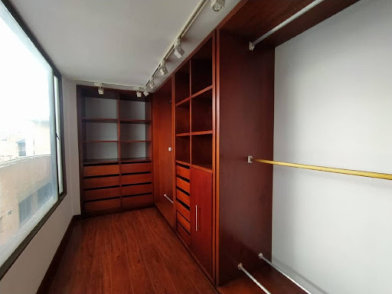 Apartamento en venta en Santa Barbara Occidental, Bogotá · foto 14 de 24