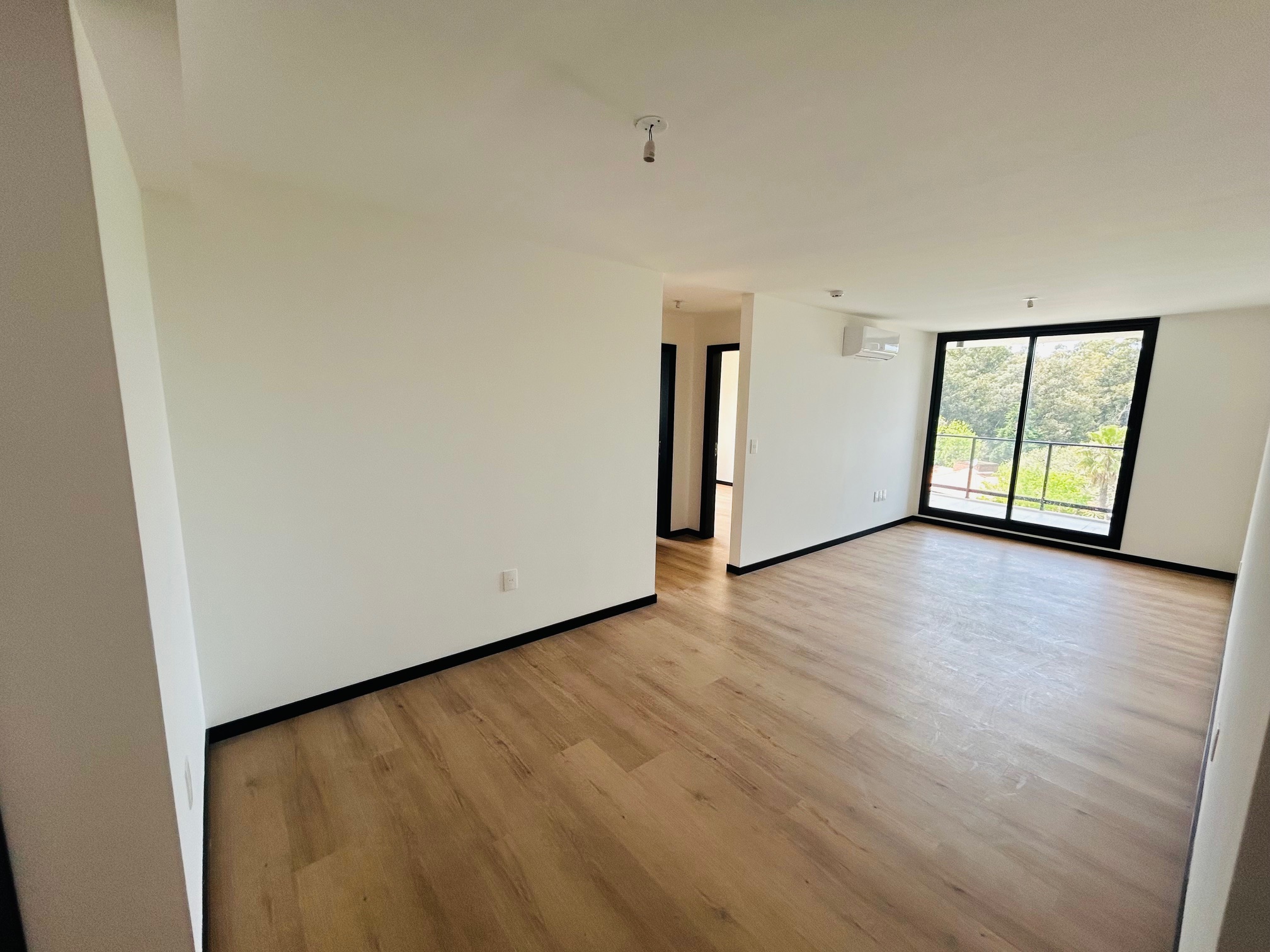 Apartamento Alquiler Barra De Carrasco Terraza, A Estrenar, Piso Alto, Gge Y Amenities!