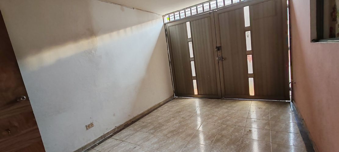 Casa de 4 alcobas en venta en El Rosario, Jamundí, 160 m² · foto 2 de 10