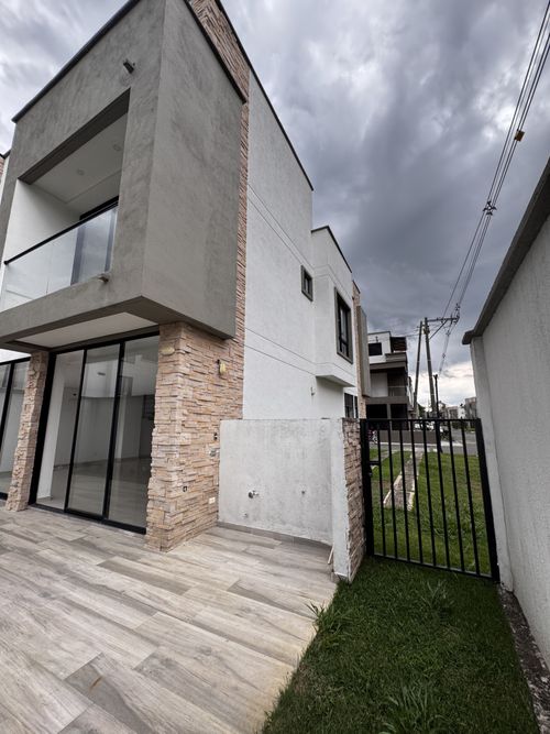Casa de 3 alcobas en venta en Alfaguara, Jamundí, 290 m² · foto 12 de 24